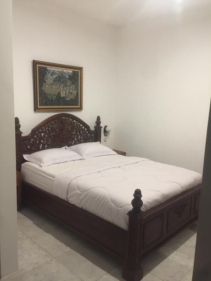 Anggrek Mas Bed & Breakfast Albergue Ubud Exterior foto