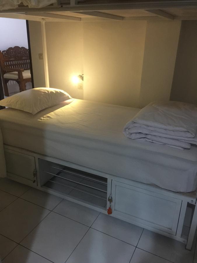 Anggrek Mas Bed & Breakfast Albergue Ubud Exterior foto